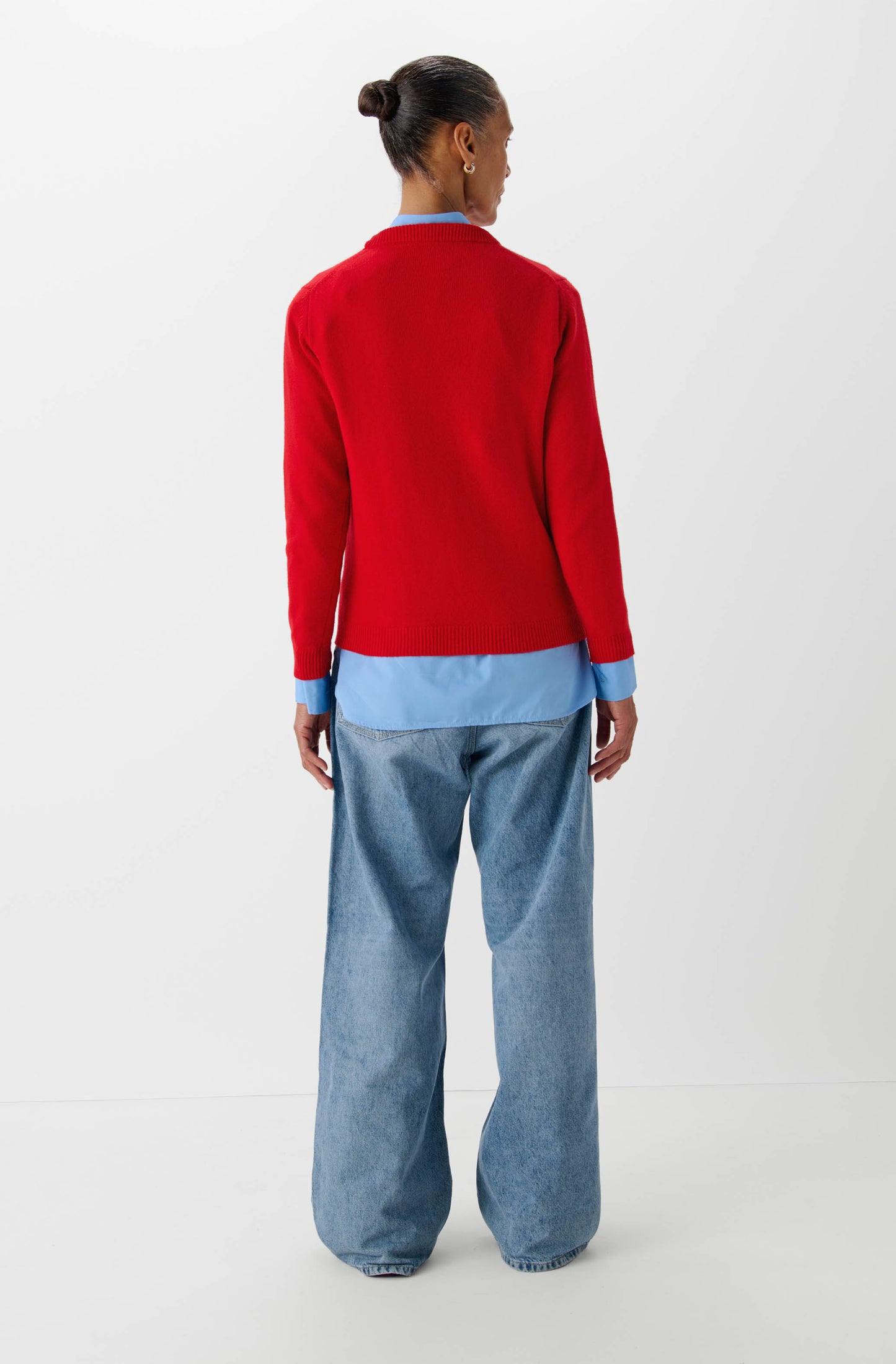 The Classic Cashmere Crew Neck