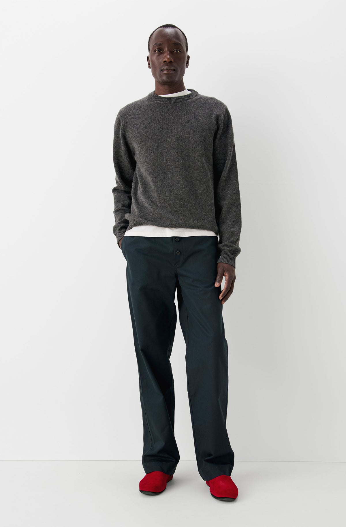 The Classic Cashmere Crew Neck