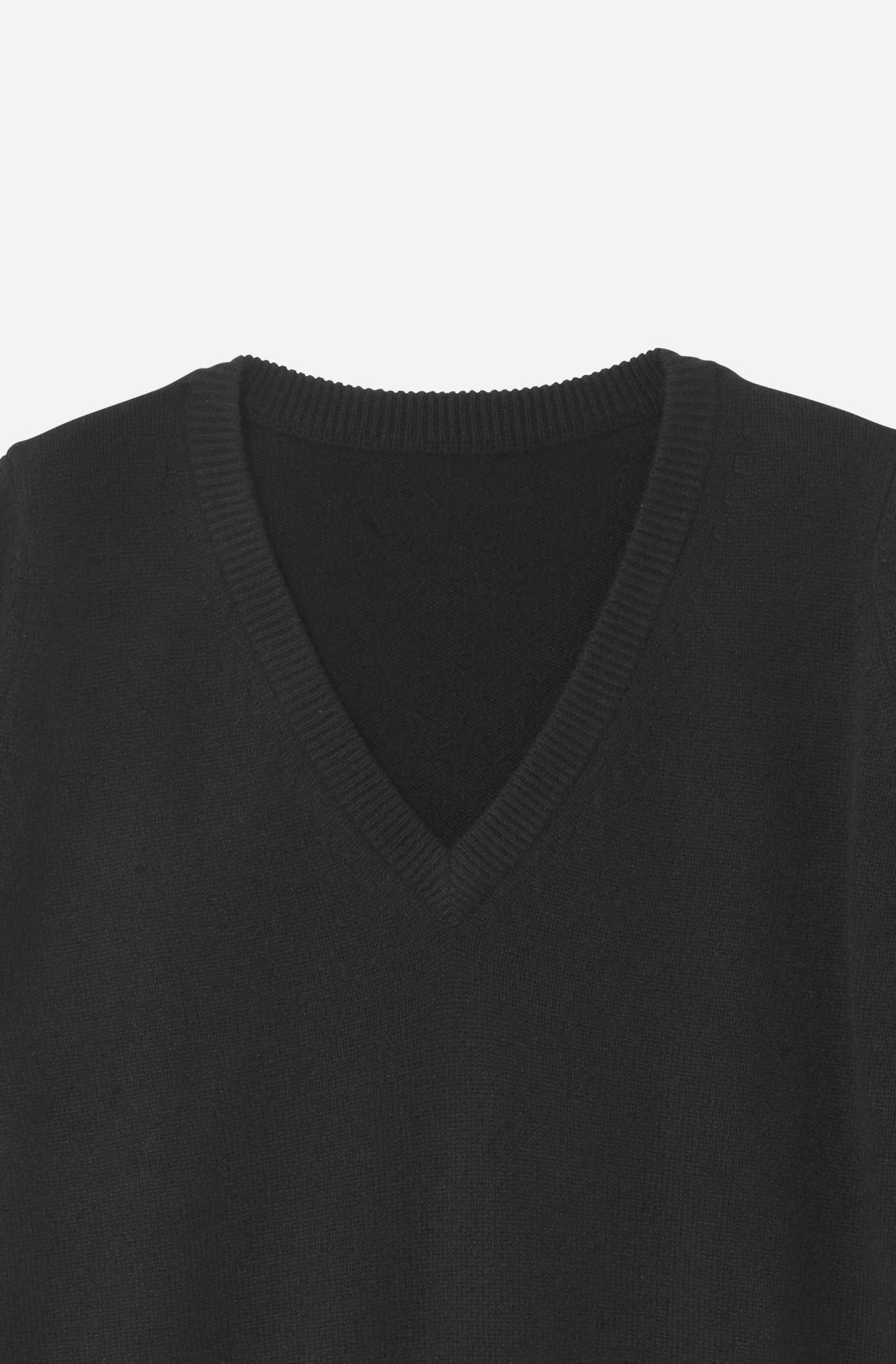 The Classic Cashmere V-Neck
