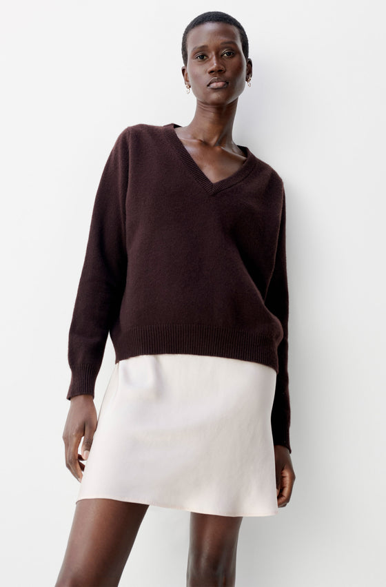 The Classic Cashmere V-Neck