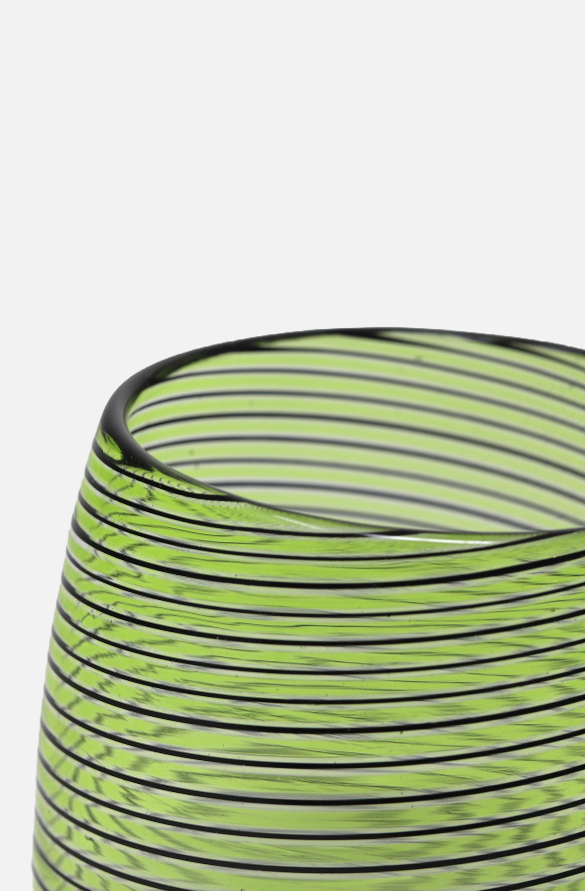 Filigree Swirl Tumbler - Green / Black