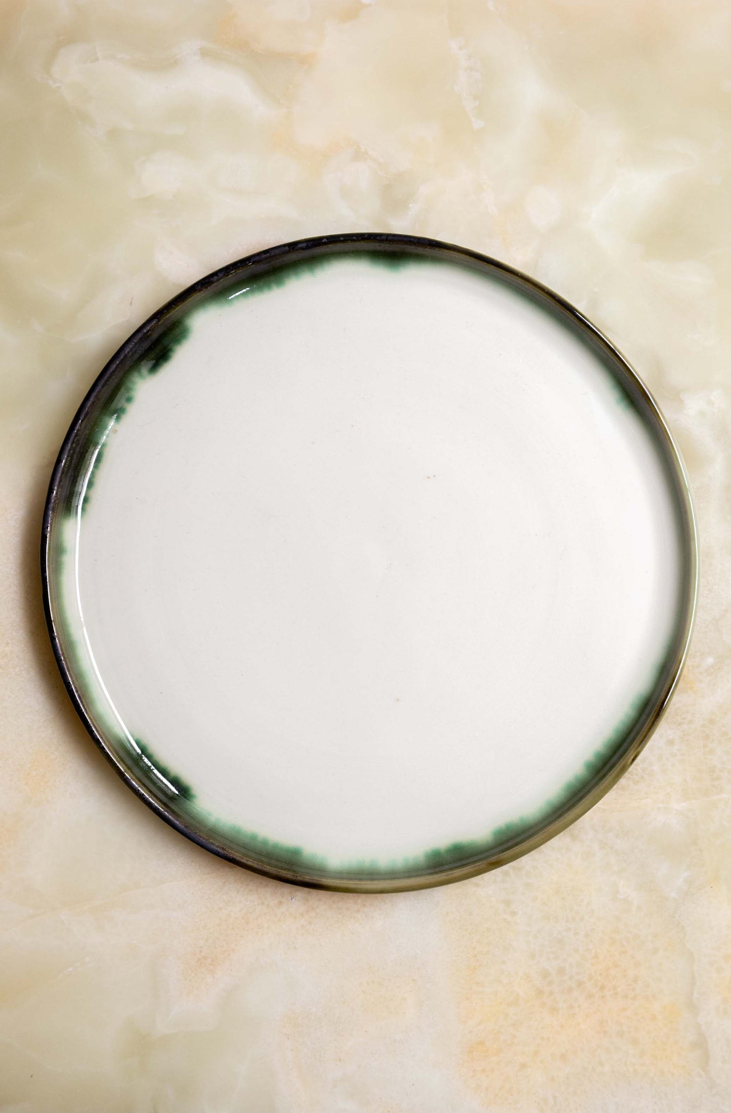 Large Leaf Green Plate