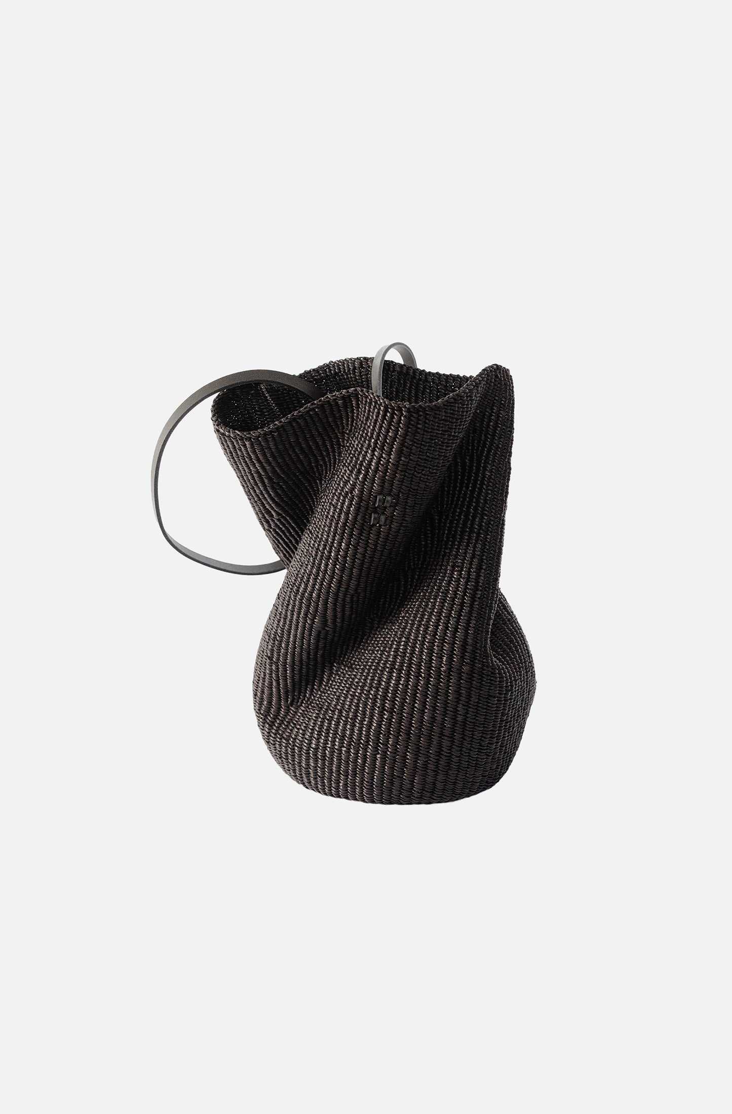 N. 37 Seau Froissé