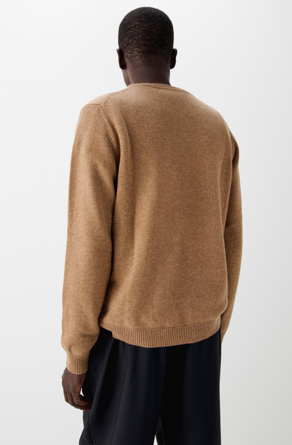 The Classic Cashmere Crew Neck