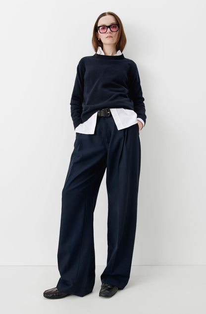 The Classic Cashmere Crew Neck