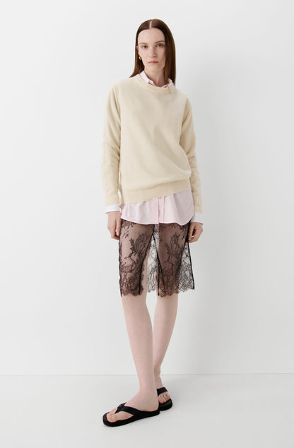 The Classic Cashmere Crew Neck
