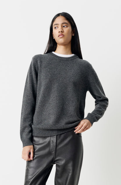 The Classic Cashmere Crew Neck