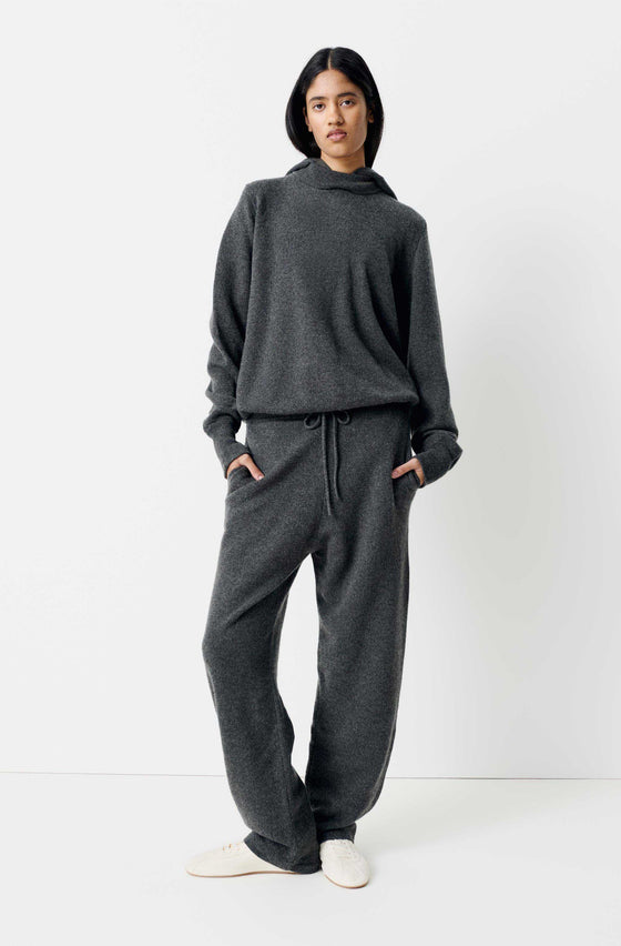 The Regents Cashmere Joggers
