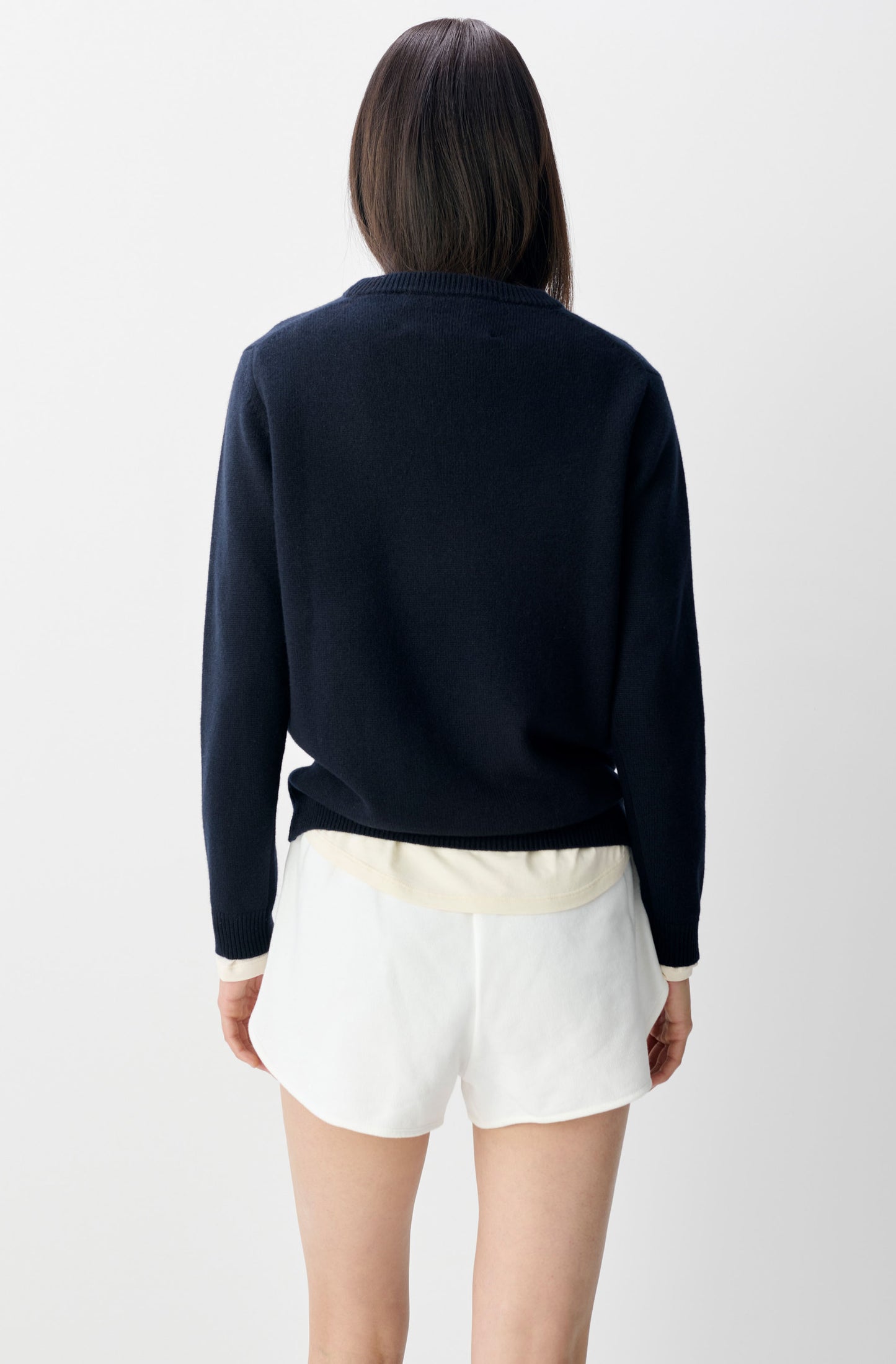 The Classic Cashmere Crew Neck