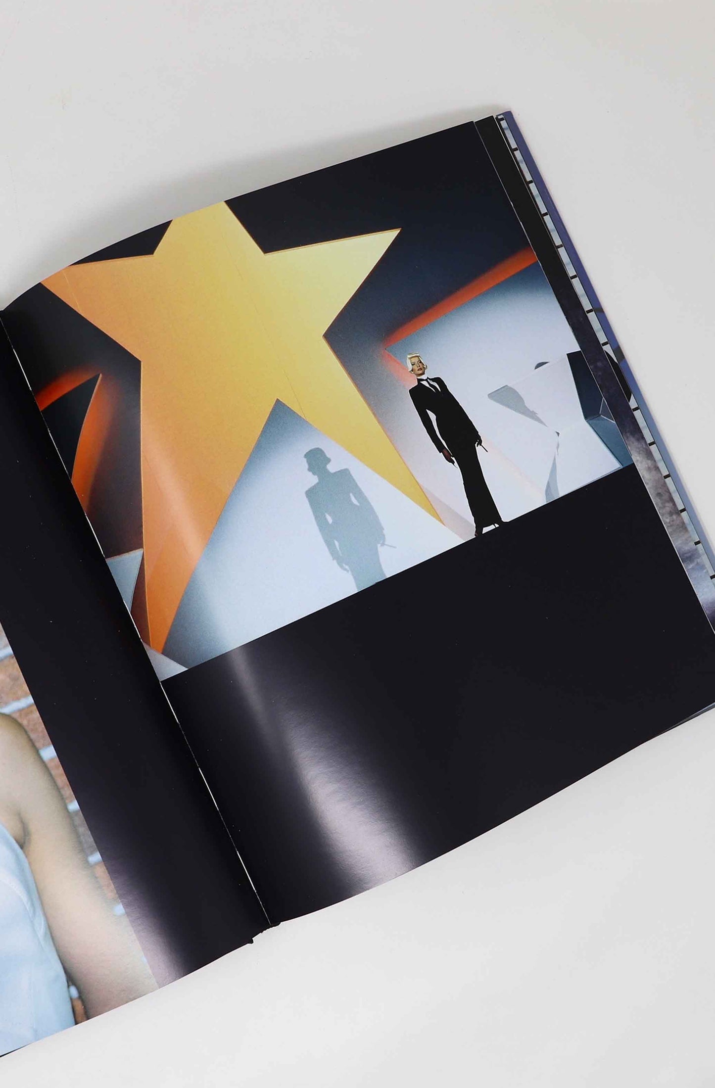 Thierry Mugler – Galaxy Glamour