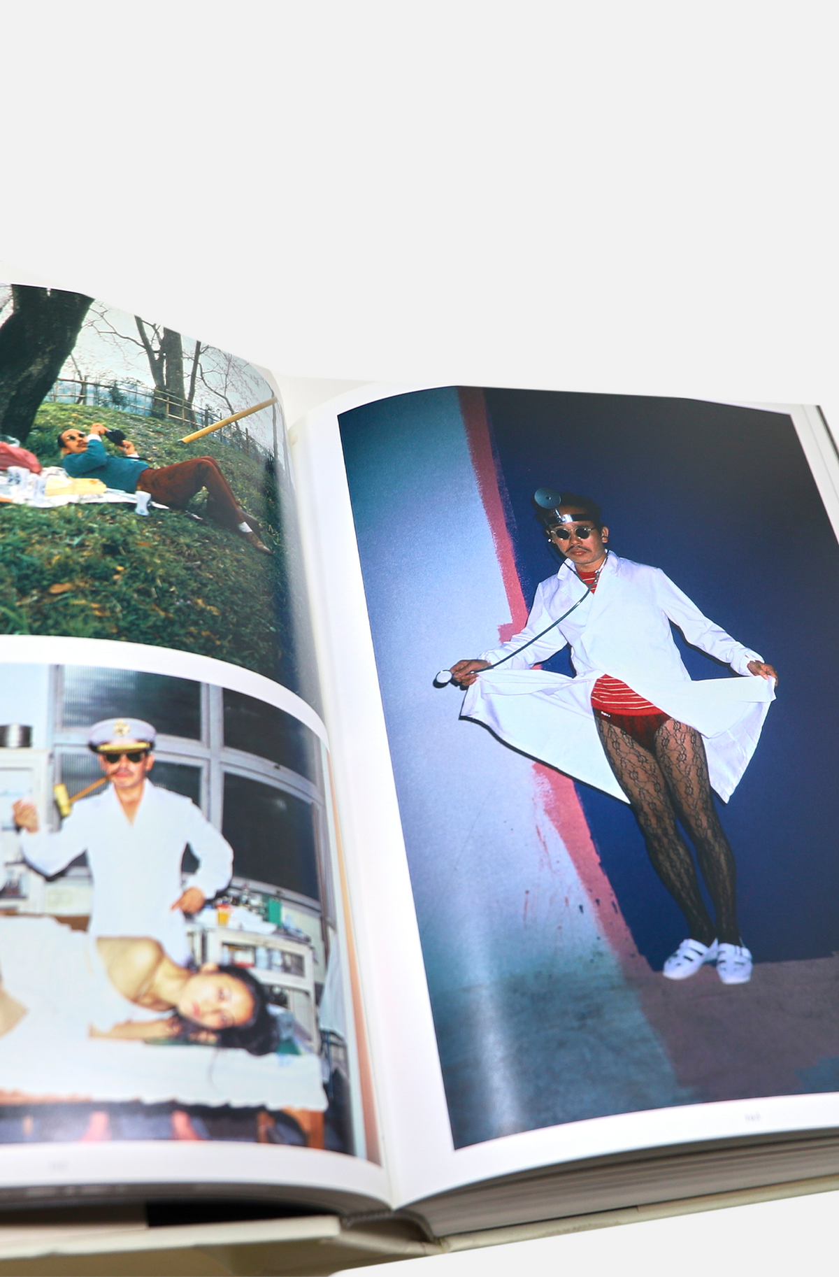 Nobuyoshi Araki: Self, Life, Death - Phaidon