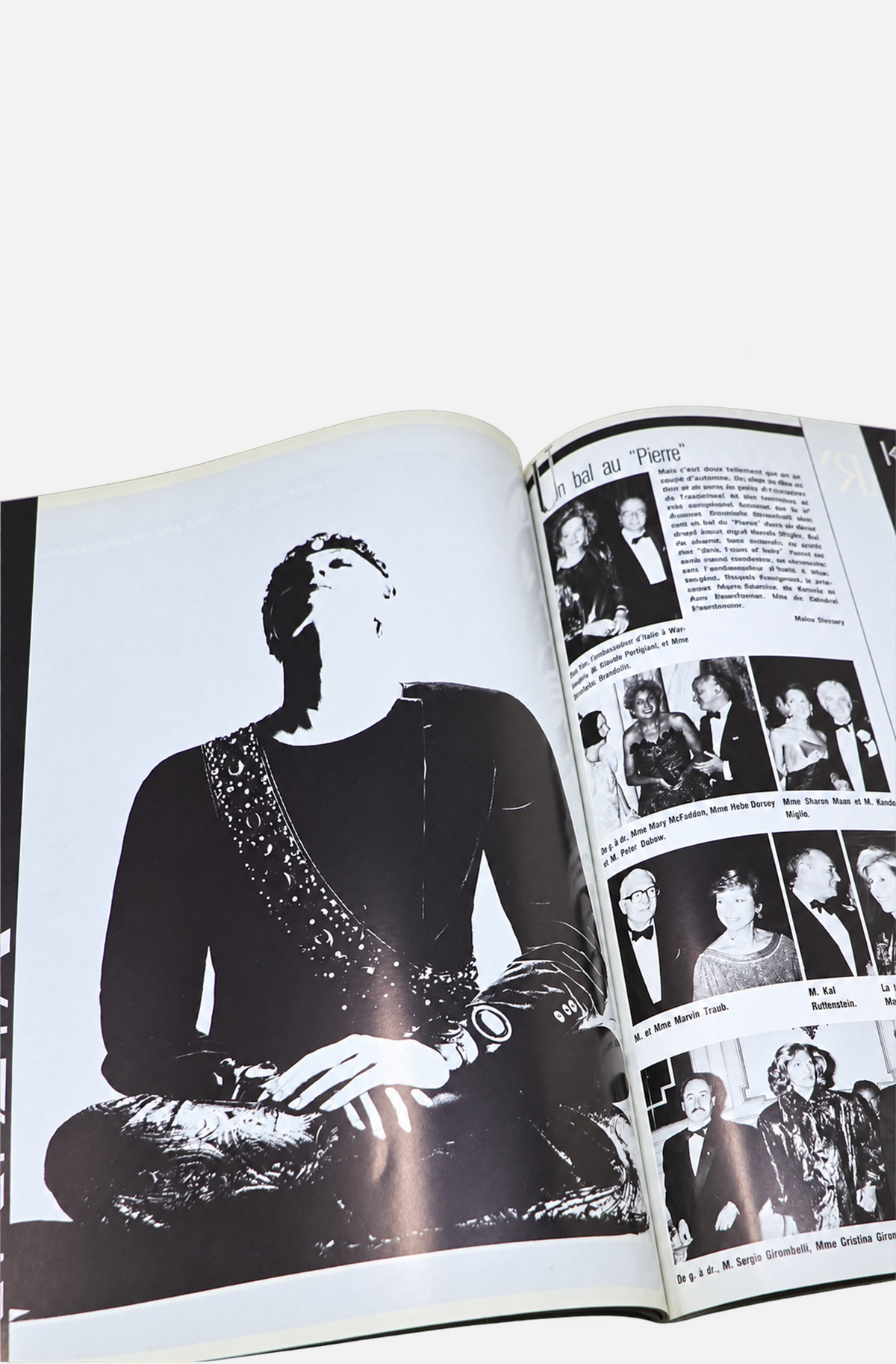 Vogue Les Éditions Condé Nast No. 662