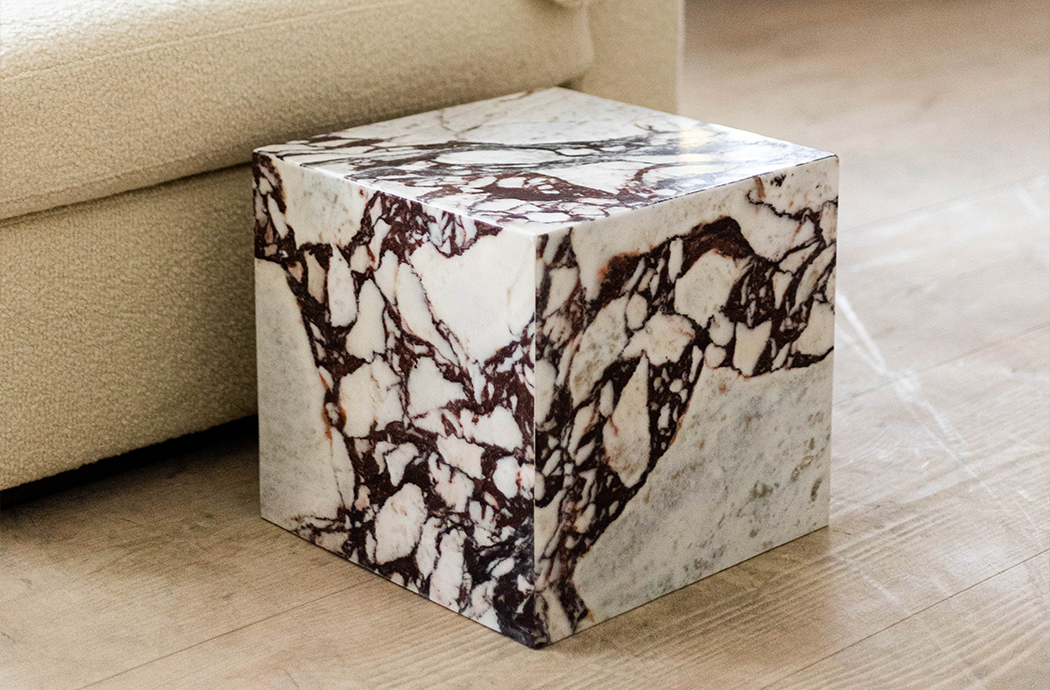 Eagle Hodges Calacatta Viola Marble Cube